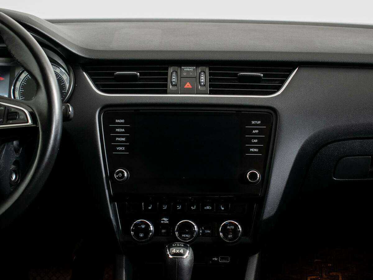 Б/У Шкода Октавия 2018 года. Фото: #8