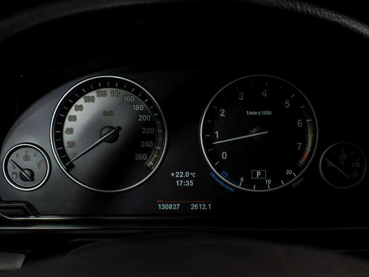 Б/У БМВ 5 серии 2012 года. Фото: #11