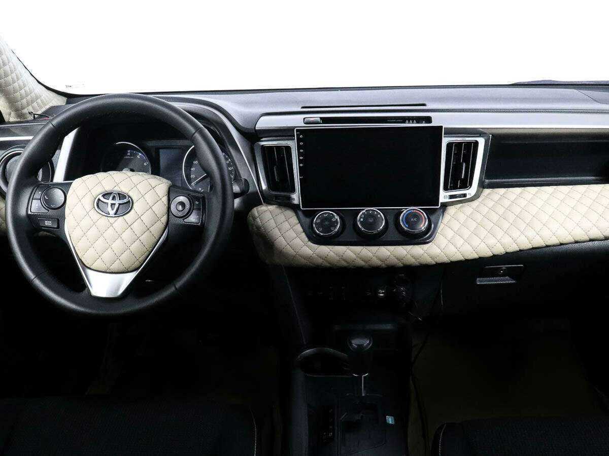 Б/У Тойота Рав4 2016 года. Фото: #9