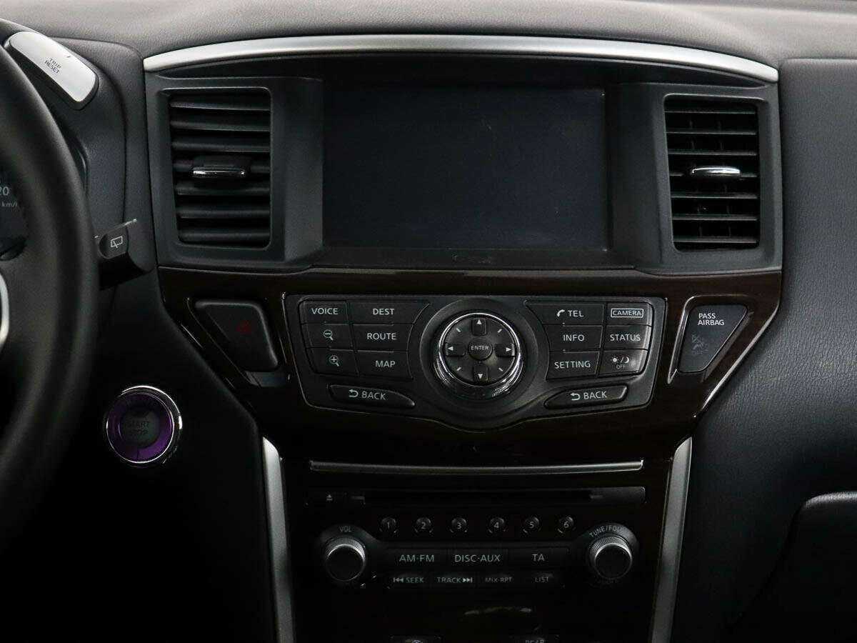 Б/У Ниссан Патфайндер 2017 года. Фото: #13