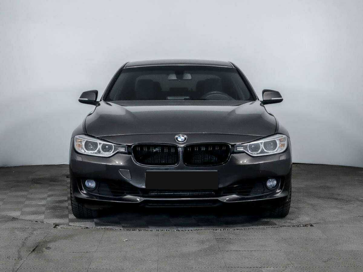 Б/У БМВ 3 серии 2012 года. Фото: #1