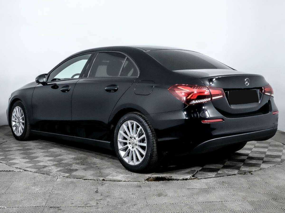 Б/У Мерседес-Бенц А-Класс 2019 года. Фото: #3