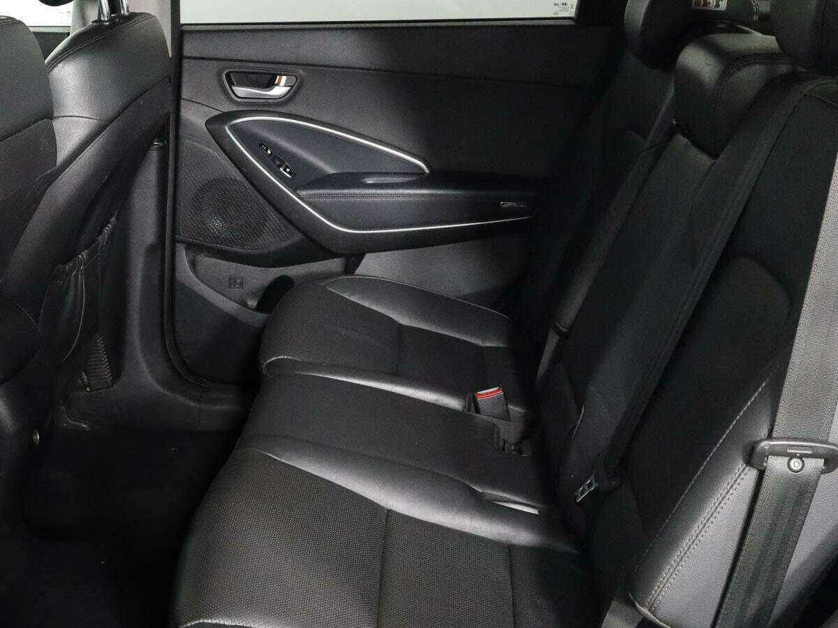 Б/У Хендай Санта Фе 2015 года. Фото: #7