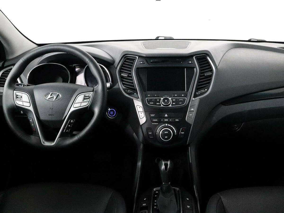 Б/У Хендай Санта Фе 2015 года. Фото: #10