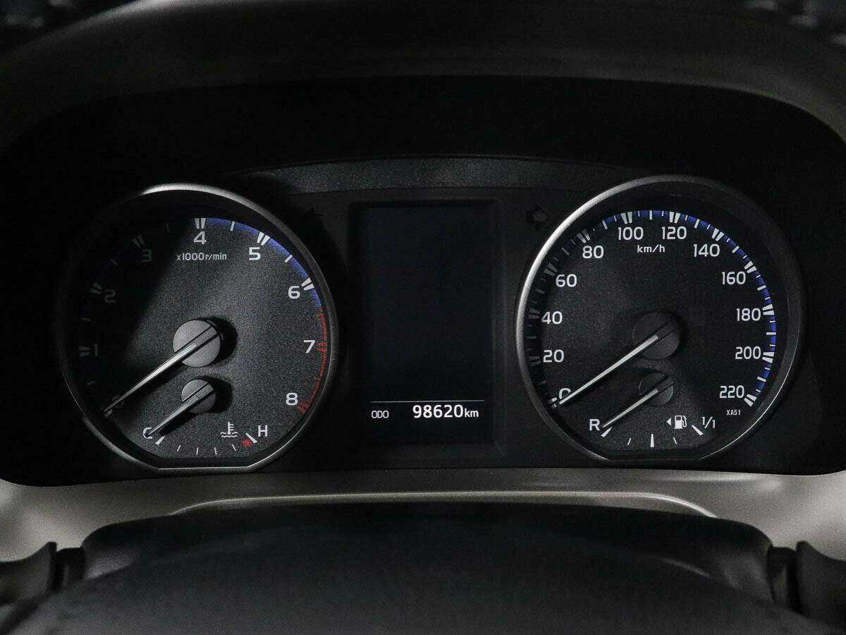 Б/У Тойота Рав4 2016 года. Фото: #8