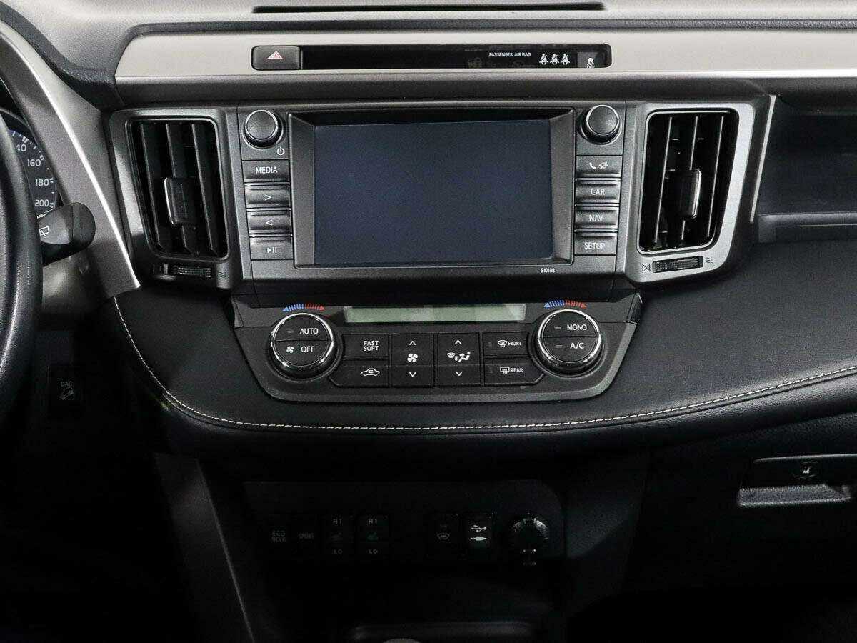 Б/У Тойота Рав4 2016 года. Фото: #10