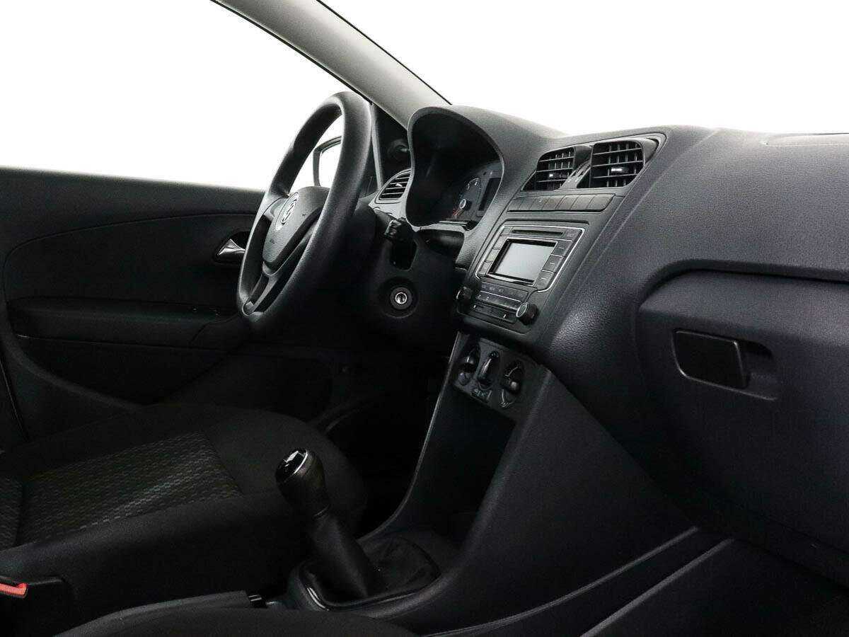 Б/У Фольксваген Поло 2015 года. Фото: #5