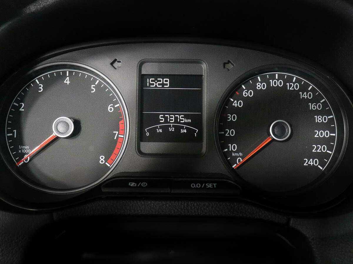 Б/У Фольксваген Поло 2015 года. Фото: #7