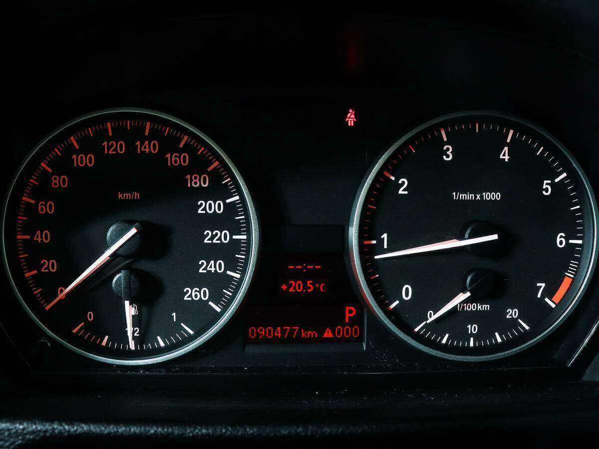 Б/У БМВ Икс1 2013 года. Фото: #10