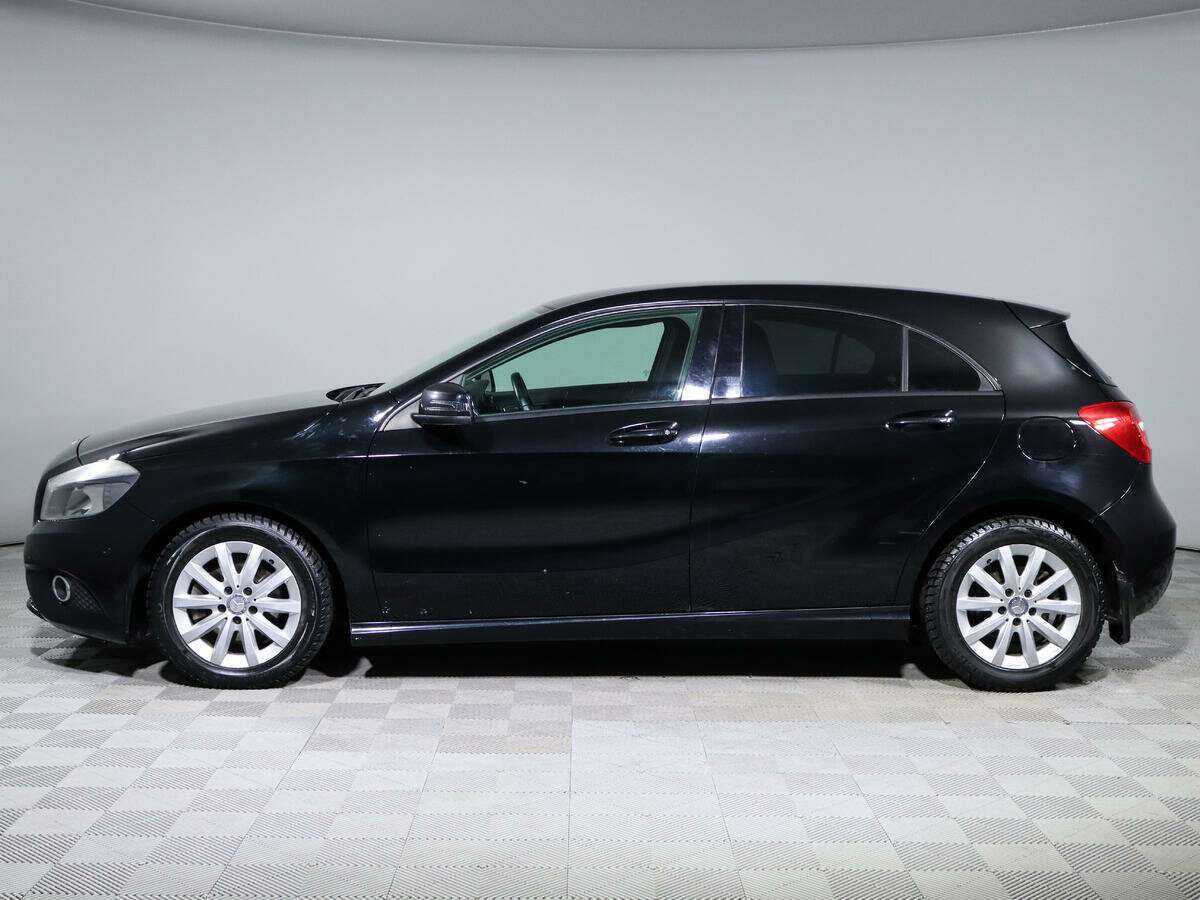 Б/У Мерседес-Бенц А-Класс 2013 года. Фото: #6