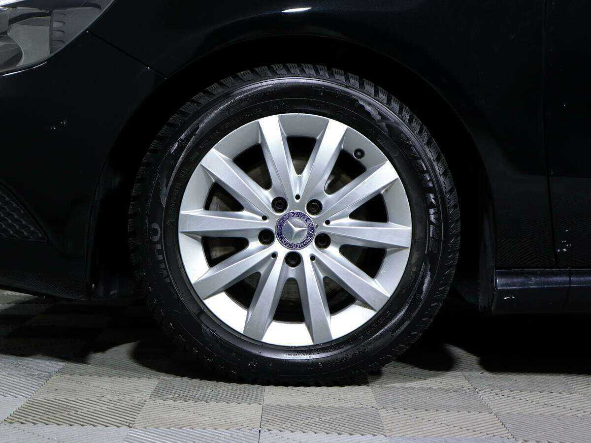 Б/У Мерседес-Бенц А-Класс 2013 года. Фото: #13