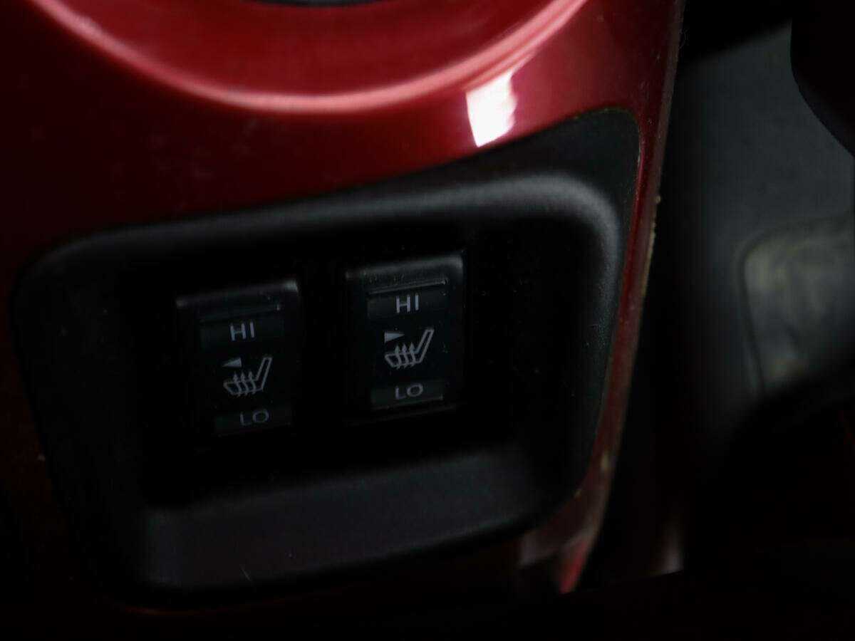 Б/У Ниссан Жук 2012 года. Фото: #16