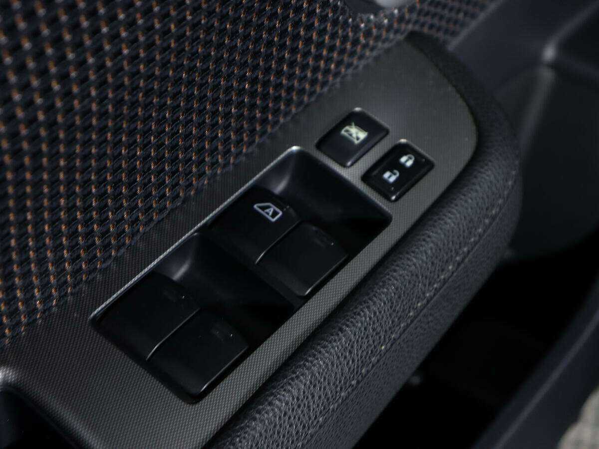 Б/У Ниссан Тиида 2012 года. Фото: #15