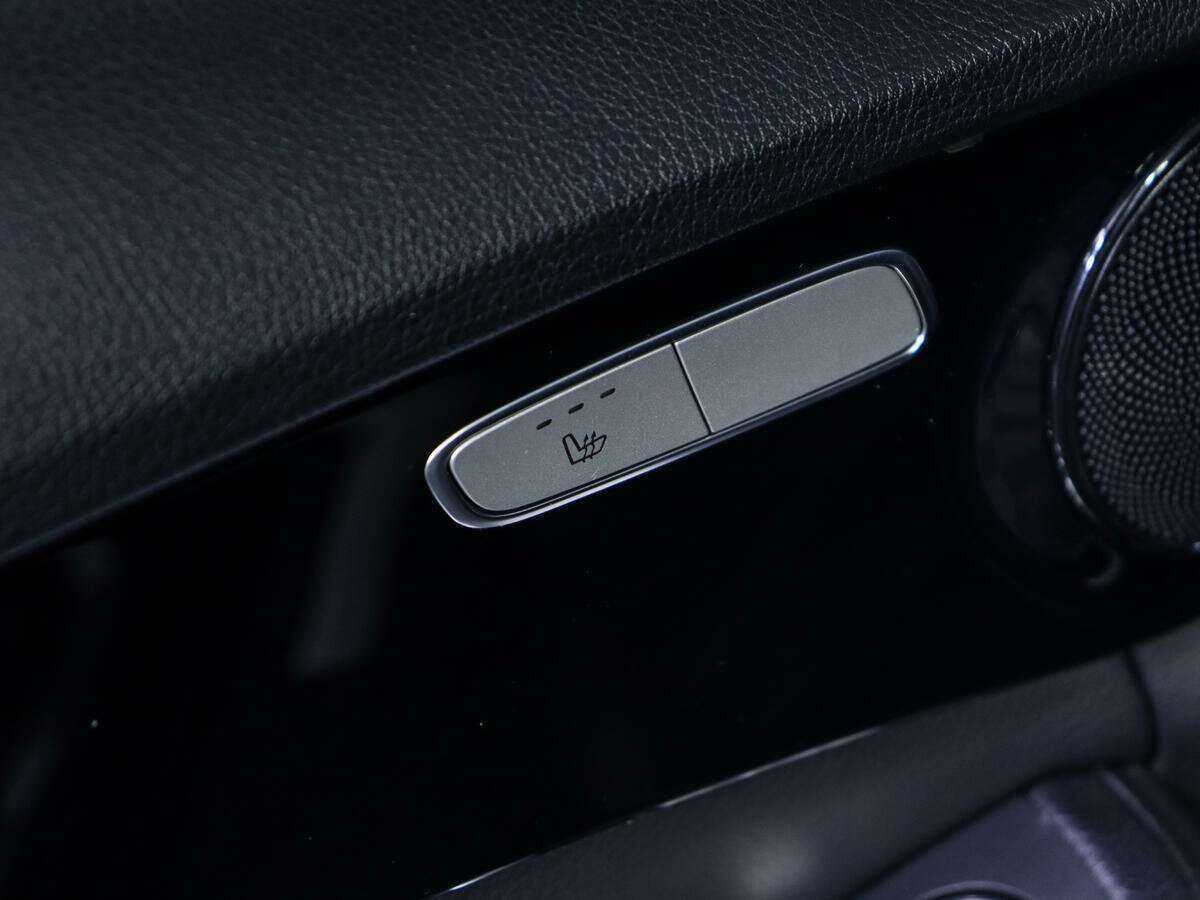 Б/У Мерседес-Бенц Ц-Класс 2017 года. Фото: #14