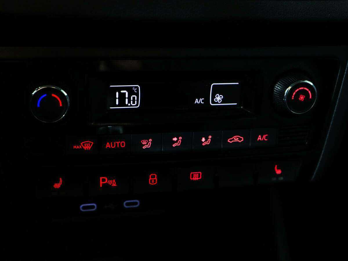 Б/У Фольксваген Поло 2021 года. Фото: #13