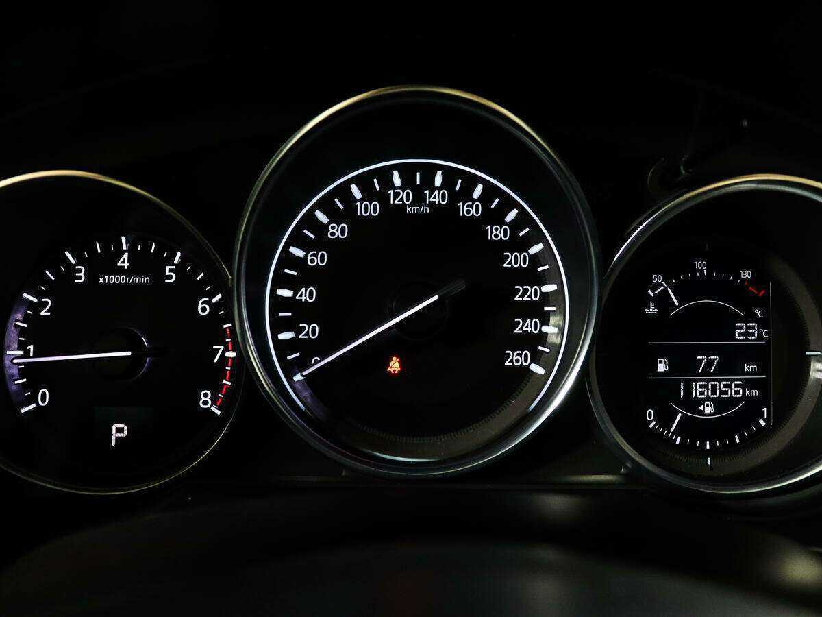 Б/У Мазда Ц-Икс-5 2018 года. Фото: #9