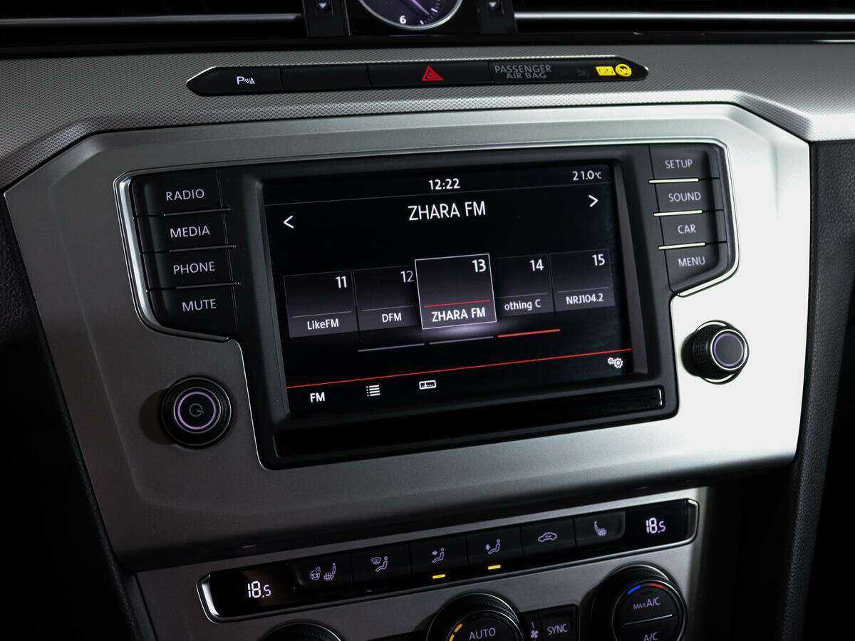 Б/У Фольксваген Пассат 2015 года. Фото: #19