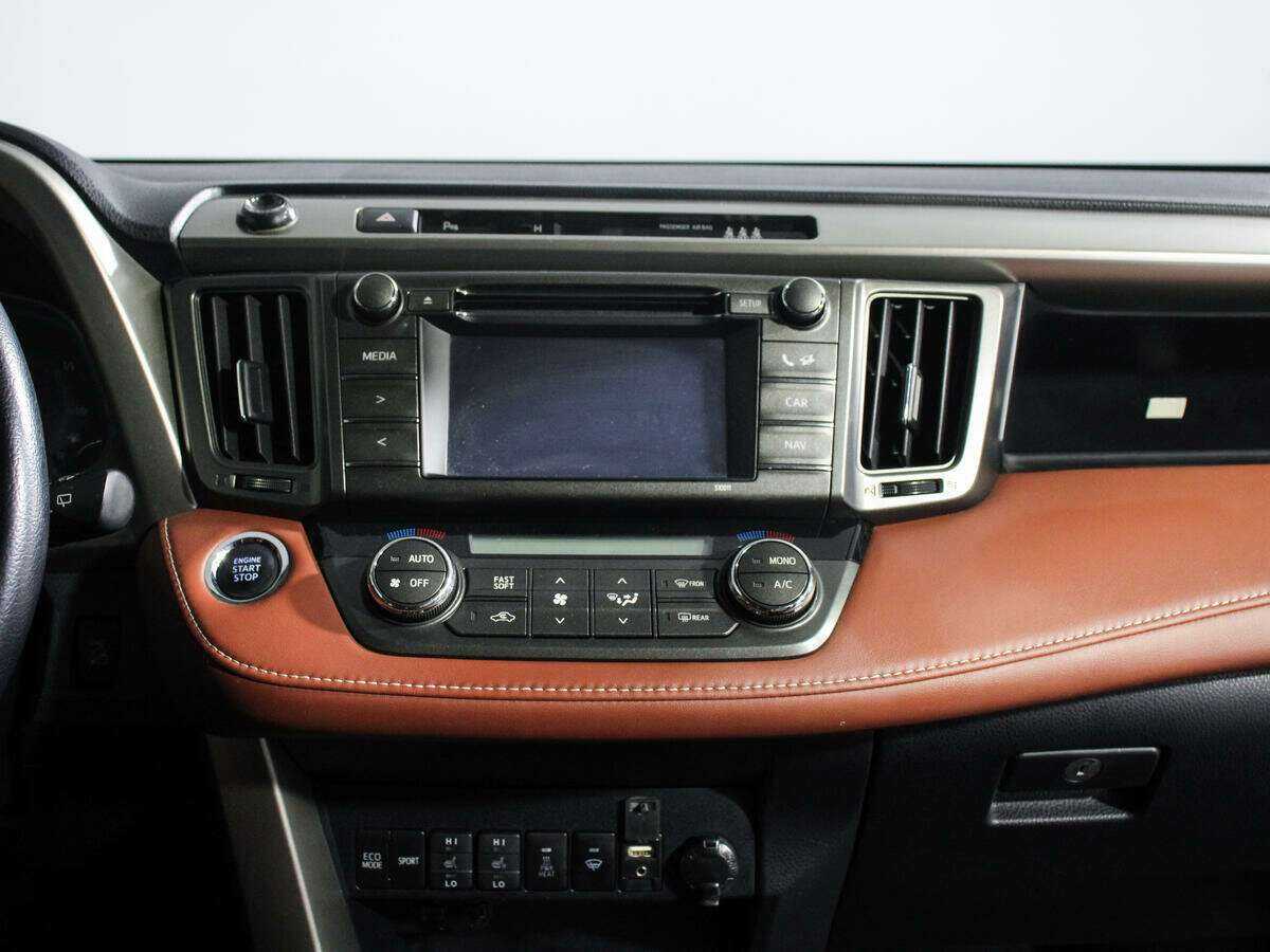 Б/У Тойота Рав4 2014 года. Фото: #9