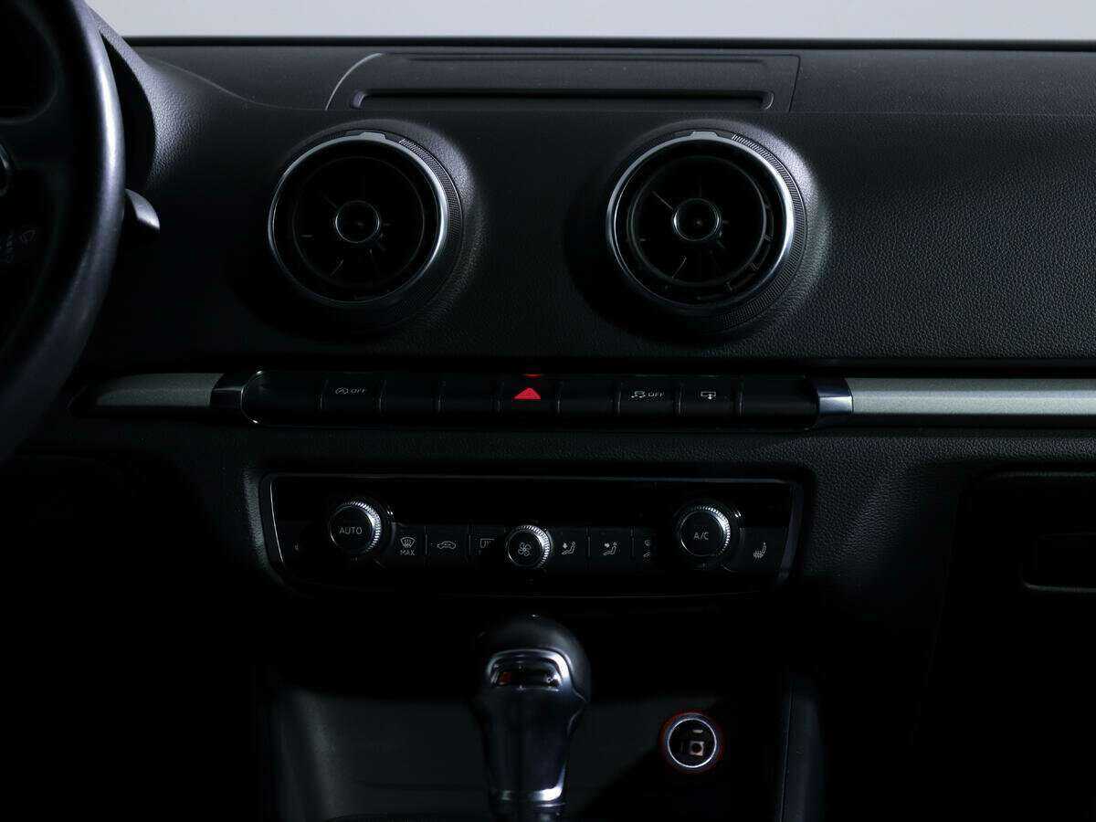 Б/У Ауди А3 2014 года. Фото: #9