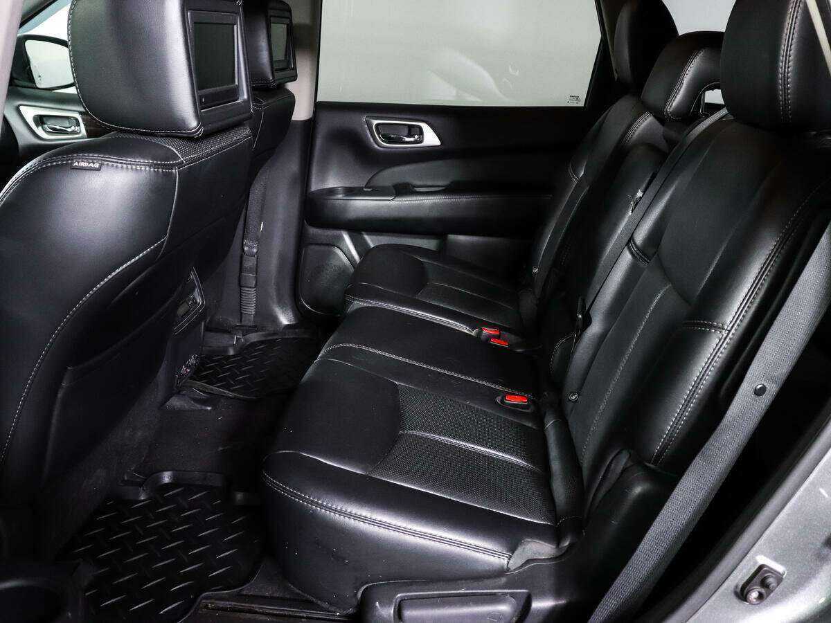 Б/У Ниссан Патфайндер 2015 года. Фото: #8