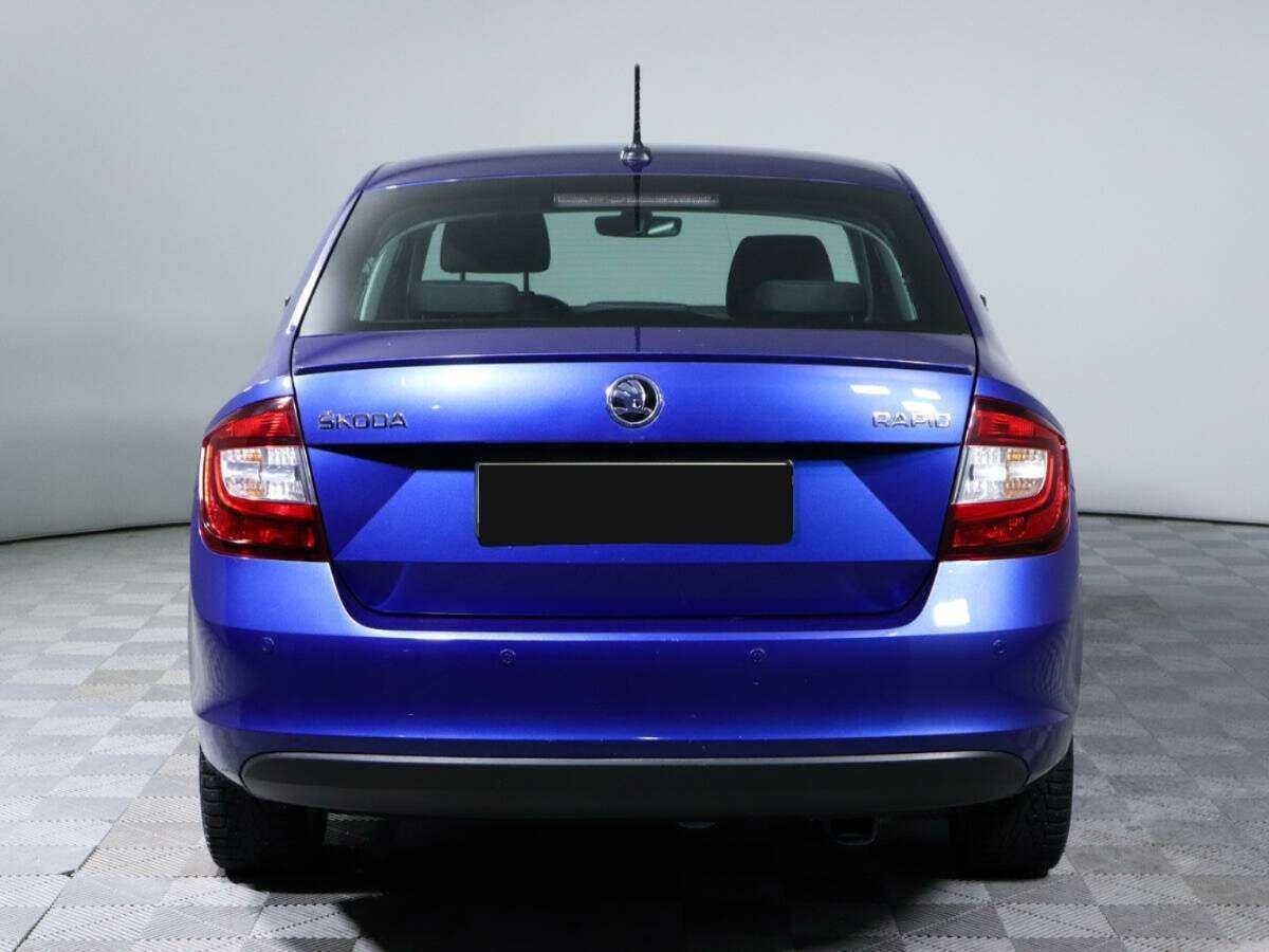 Б/У Шкода Рапид 2017 года. Фото: #4