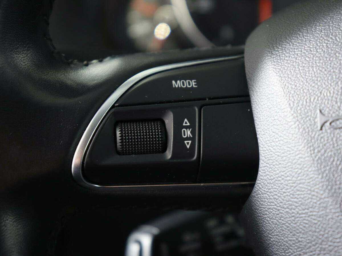 Б/У Ауди К5 2015 года. Фото: #19