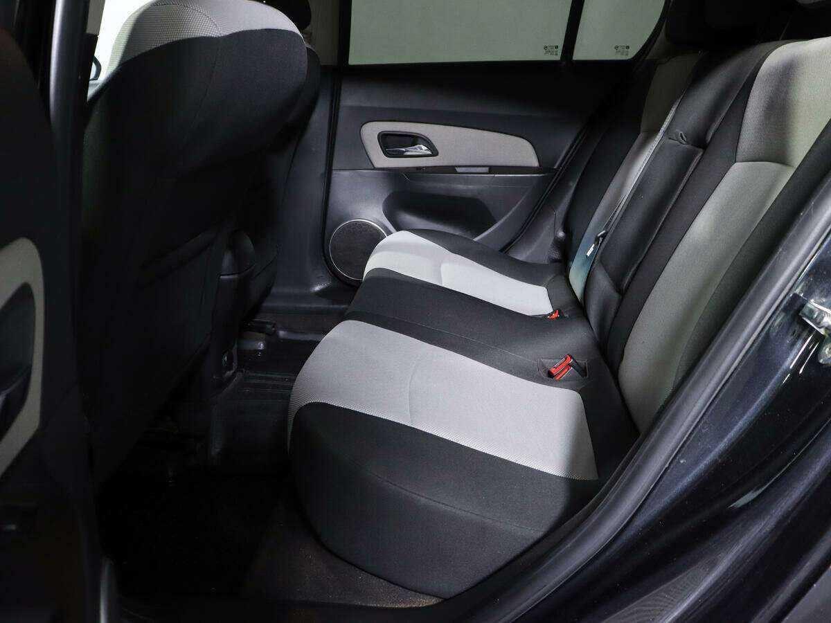 Б/У Шевроле Круз 2012 года. Фото: #7