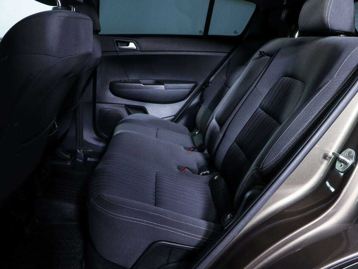 Б/У Киа Спортейдж 2017 года. Фото: #8