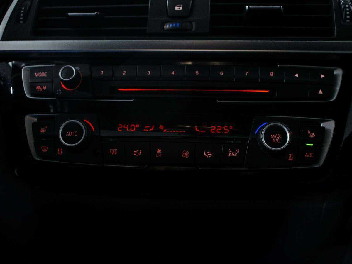 Б/У БМВ 3 серии 2017 года. Фото: #16