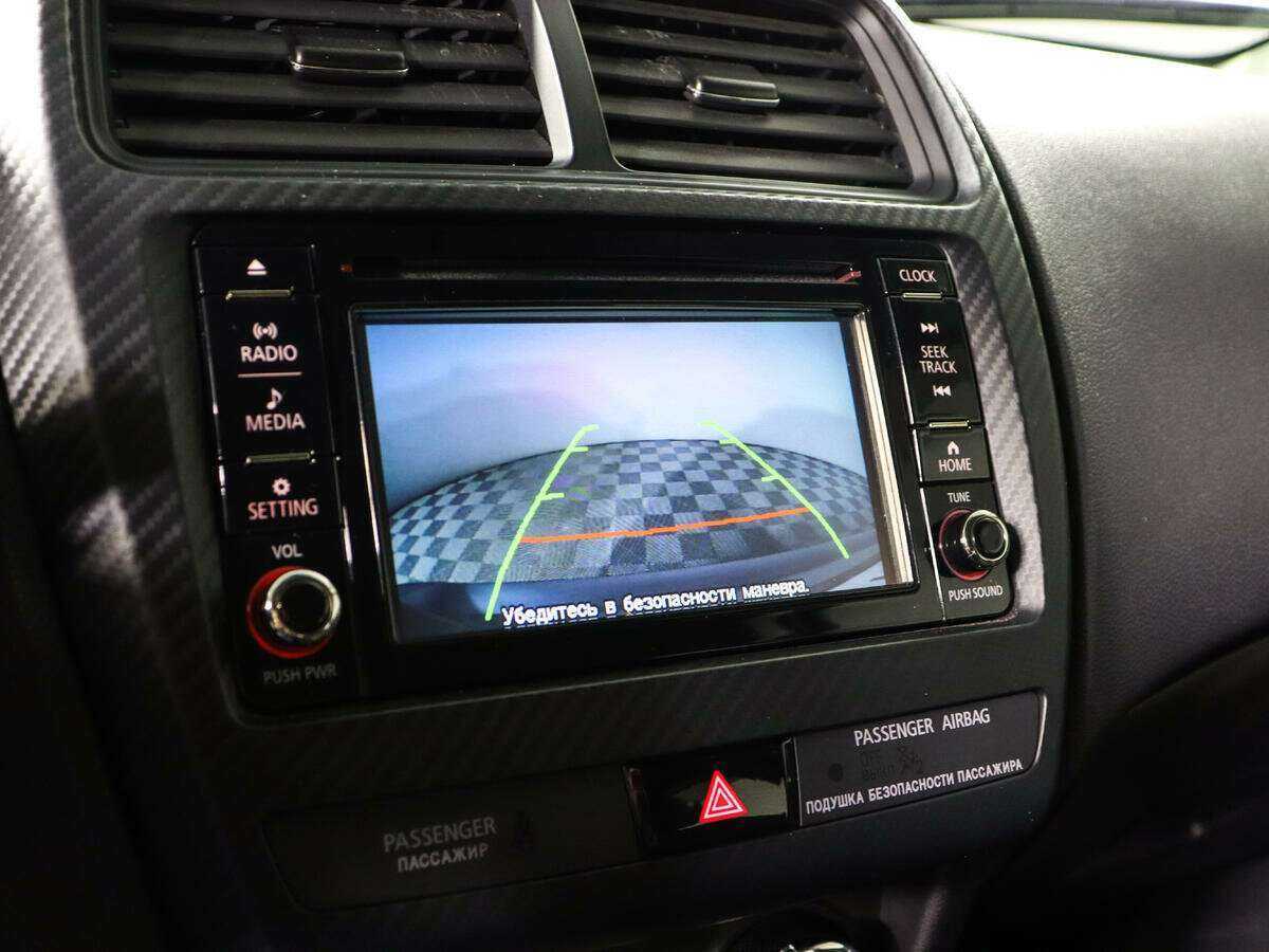 Б/У Митсубиши АС-Икс 2018 года. Фото: #12