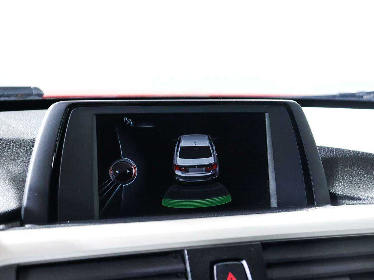 Б/У БМВ 3 серии 2014 года. Фото: #13