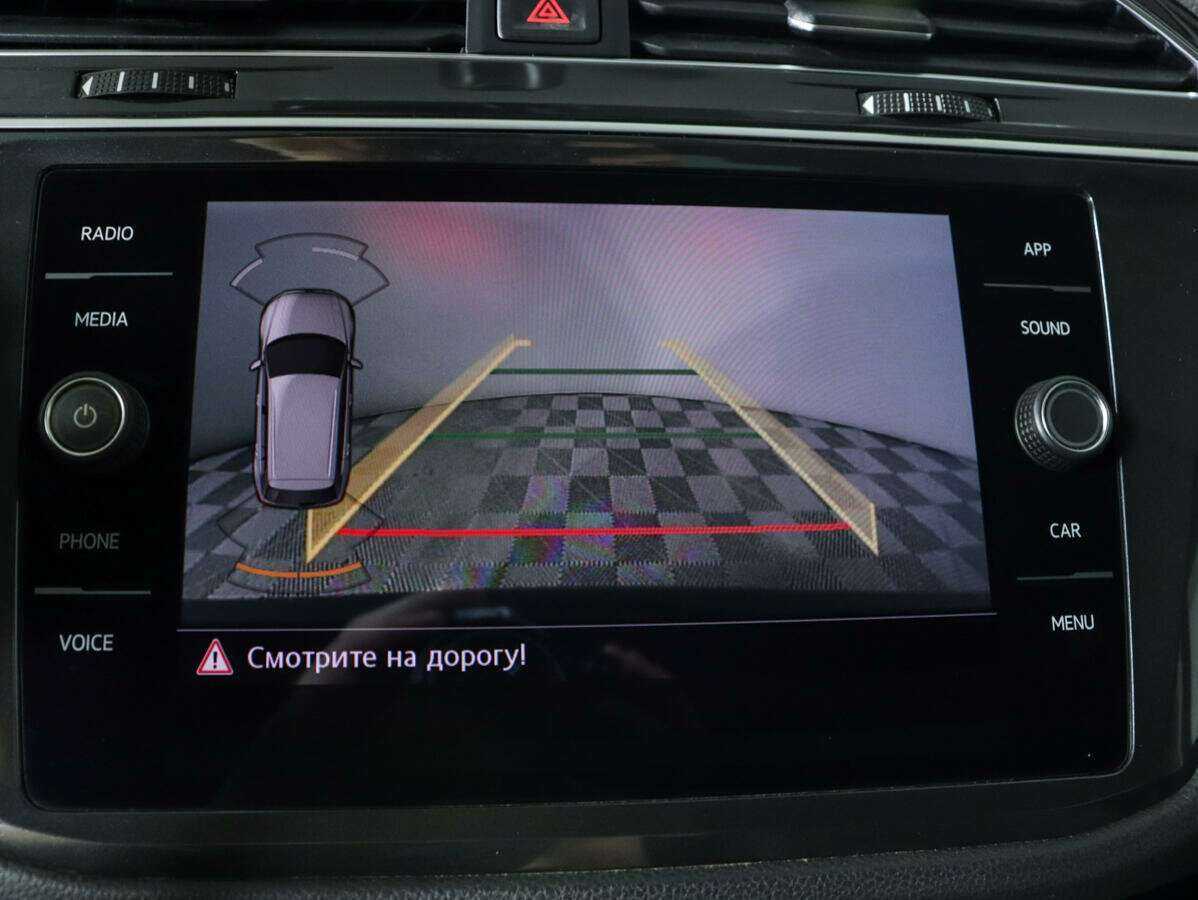 Б/У Фольксваген Тигуан 2018 года. Фото: #20