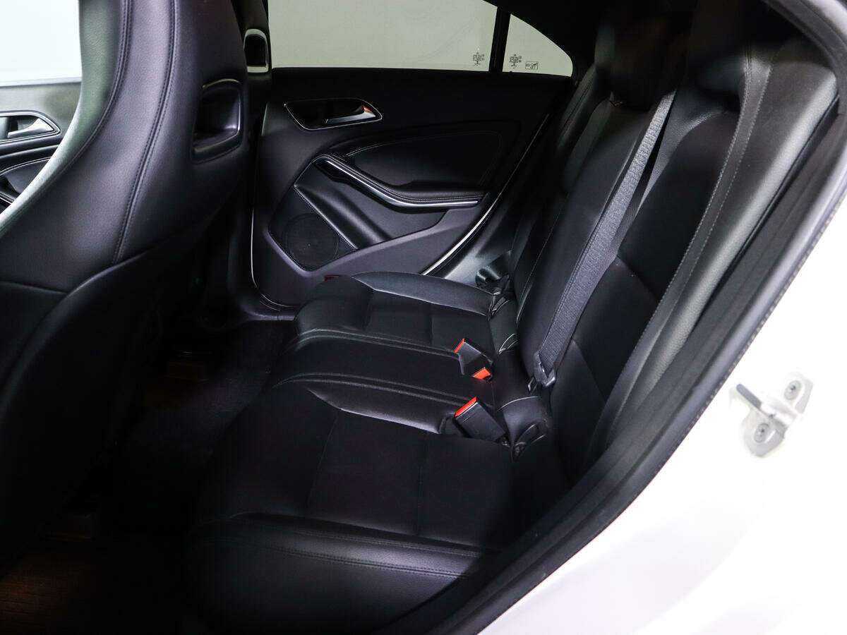 Б/У Мерседес-Бенц КЛА 2014 года. Фото: #9