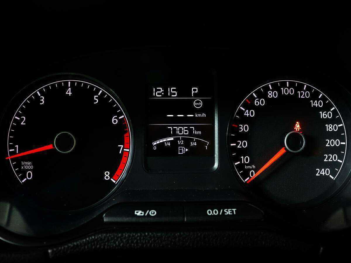 Б/У Фольксваген Поло 2017 года. Фото: #9