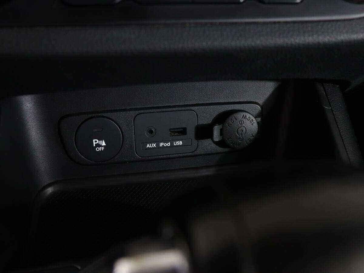 Б/У Киа Спортейдж 2013 года. Фото: #15