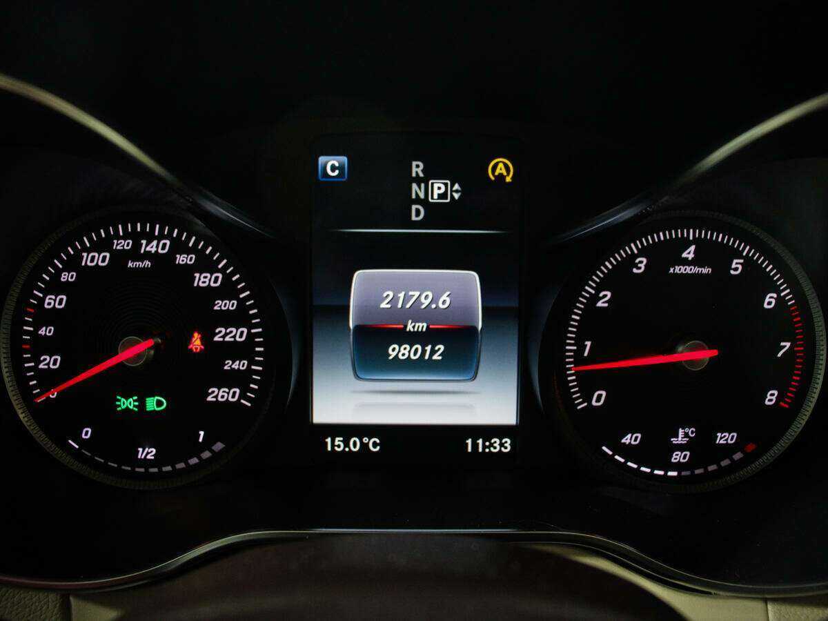 Б/У Мерседес-Бенц Ц-Класс 2014 года. Фото: #7