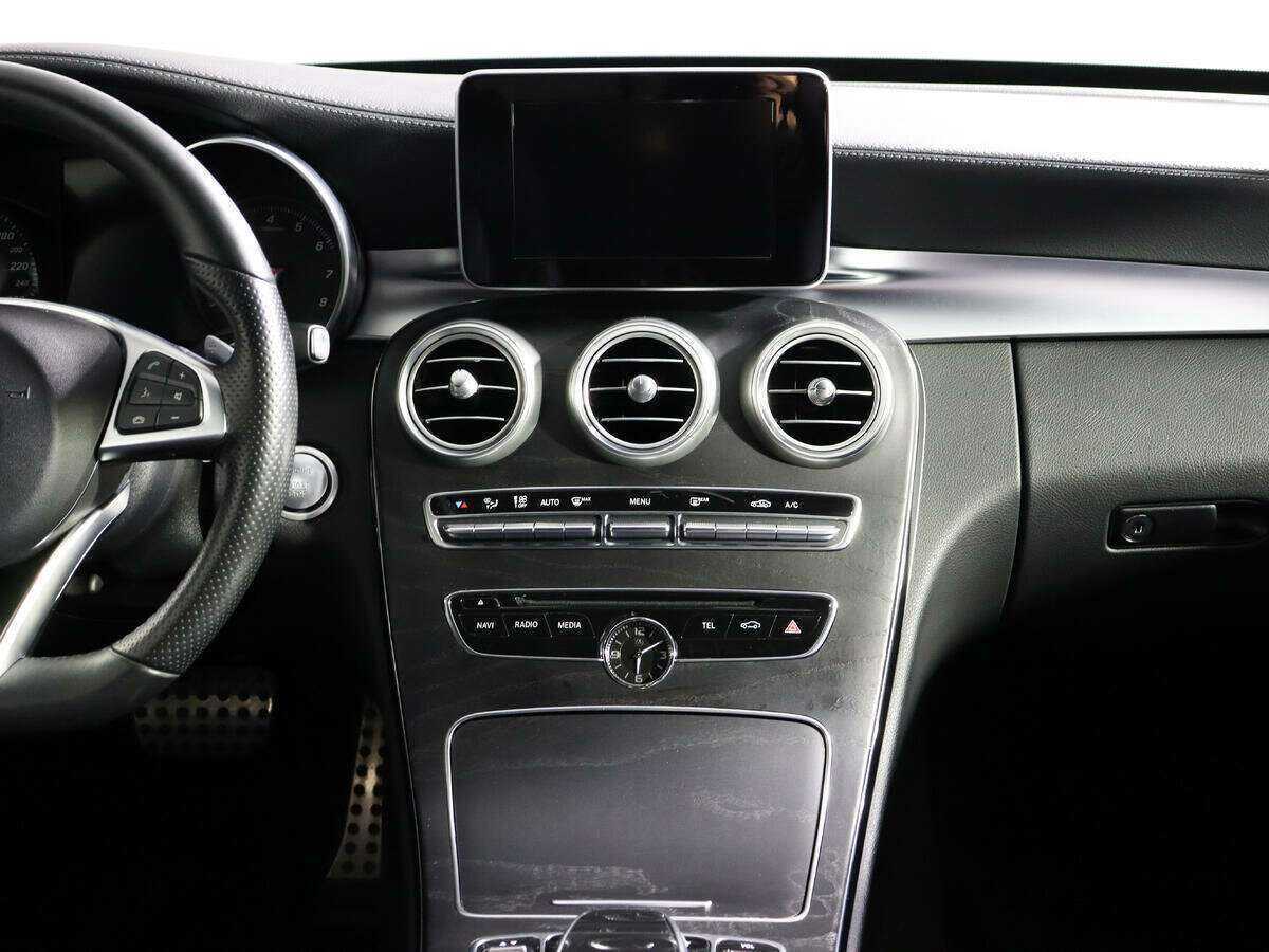 Б/У Мерседес-Бенц Ц-Класс 2015 года. Фото: #11