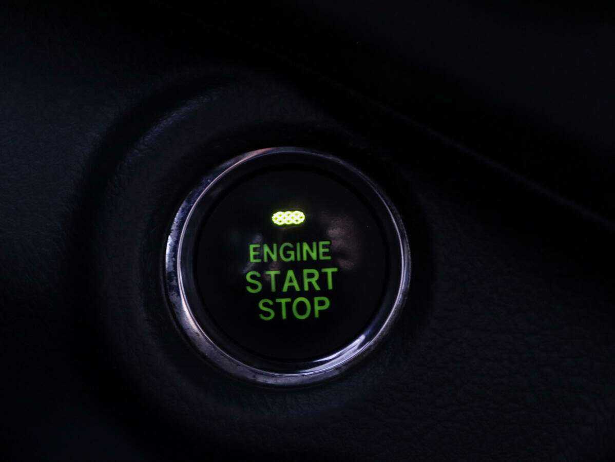 Б/У Тойота Хайлэндер 2012 года. Фото: #16