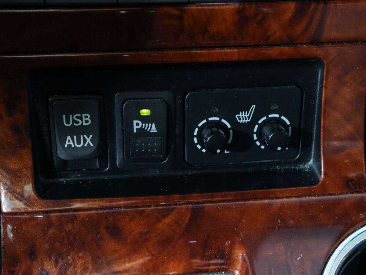 Б/У Тойота Хайлэндер 2012 года. Фото: #17