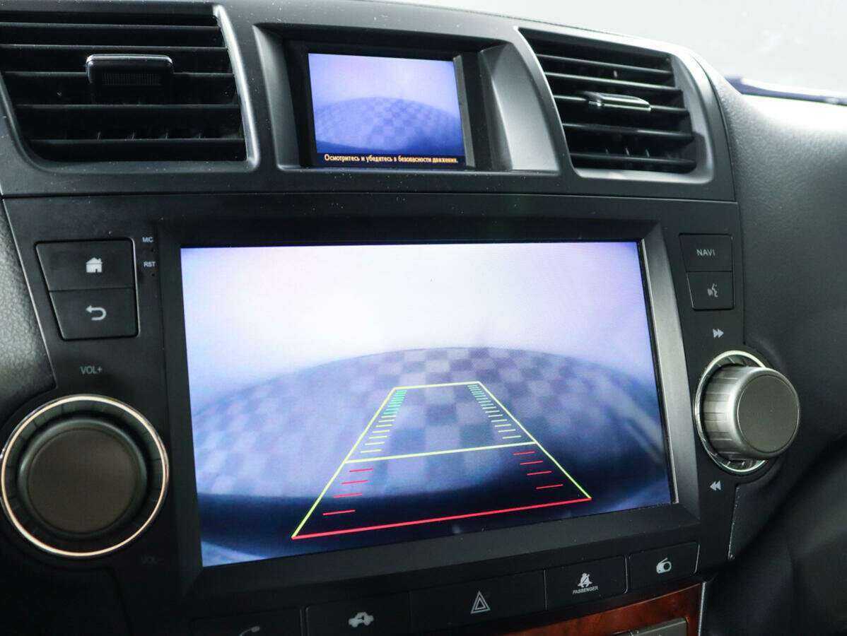 Б/У Тойота Хайлэндер 2012 года. Фото: #19