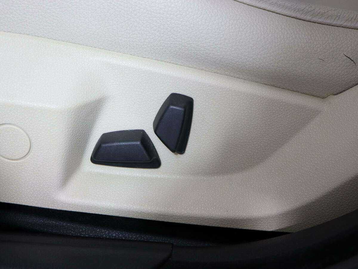 Б/У БМВ 5 серии 2012 года. Фото: #11