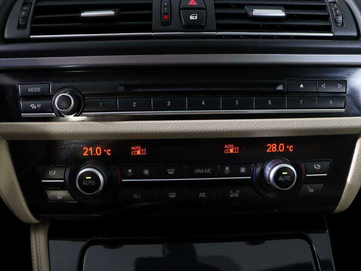 Б/У БМВ 5 серии 2012 года. Фото: #18