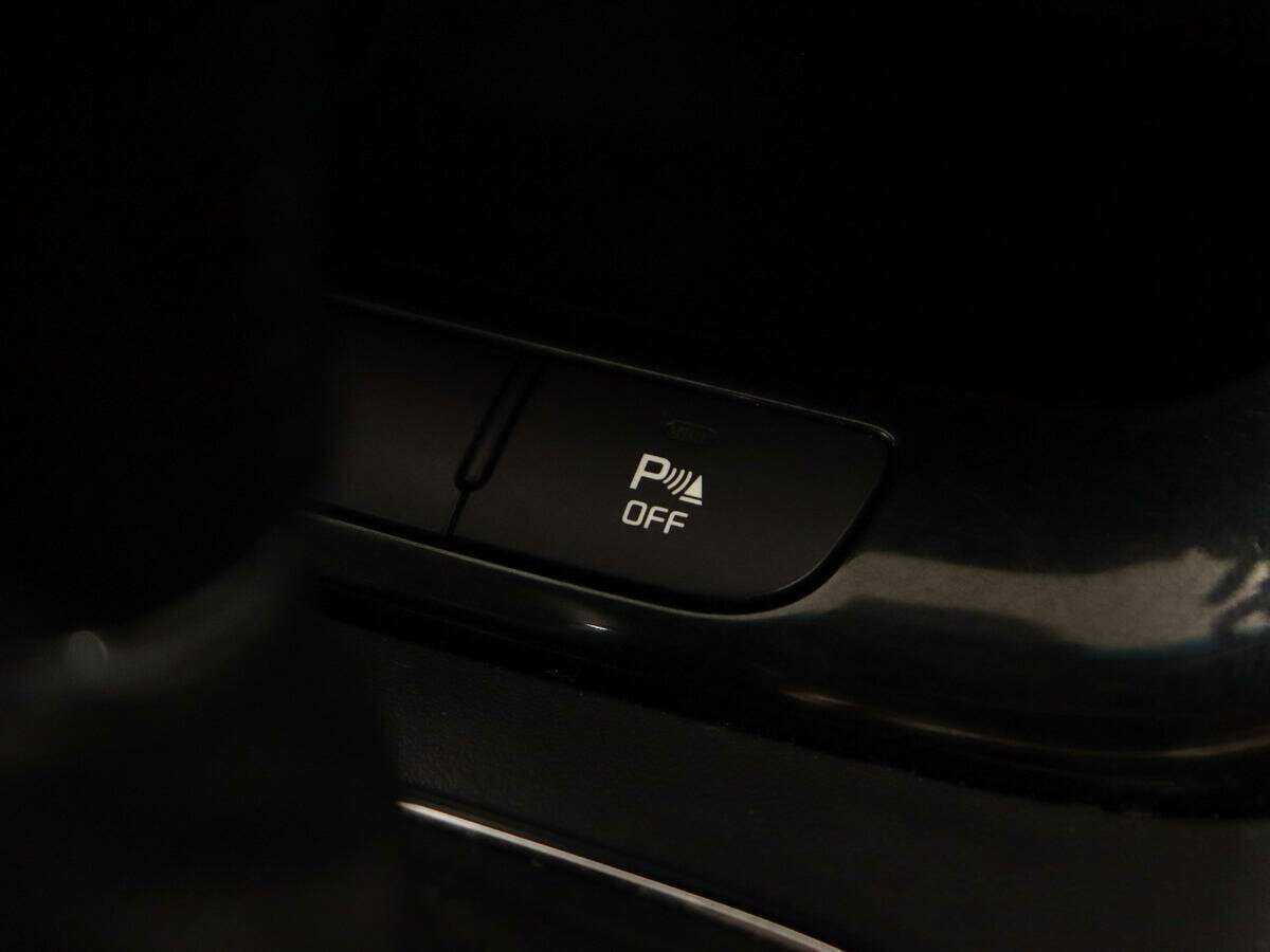 Б/У Киа Сид 2018 года. Фото: #17