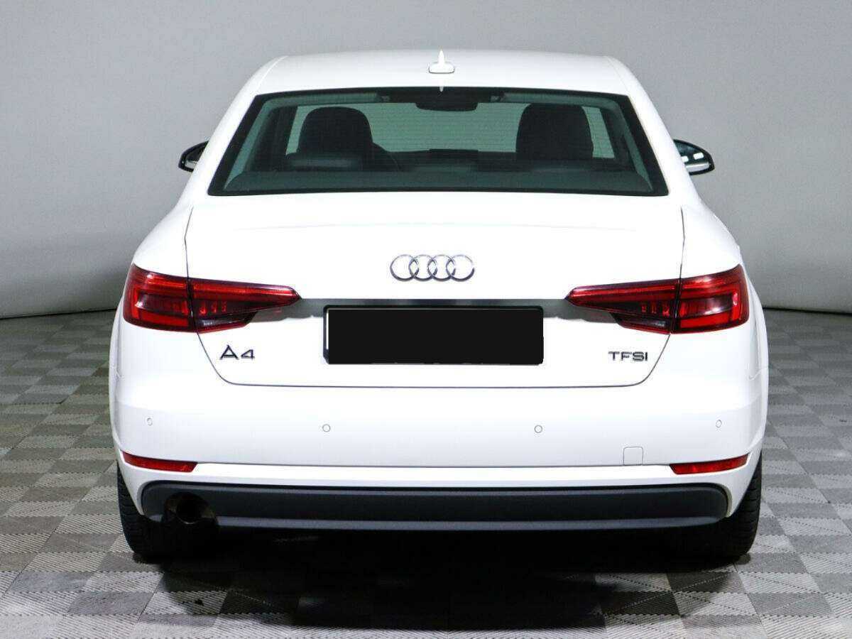 Б/У Ауди А4 2017 года. Фото: #4