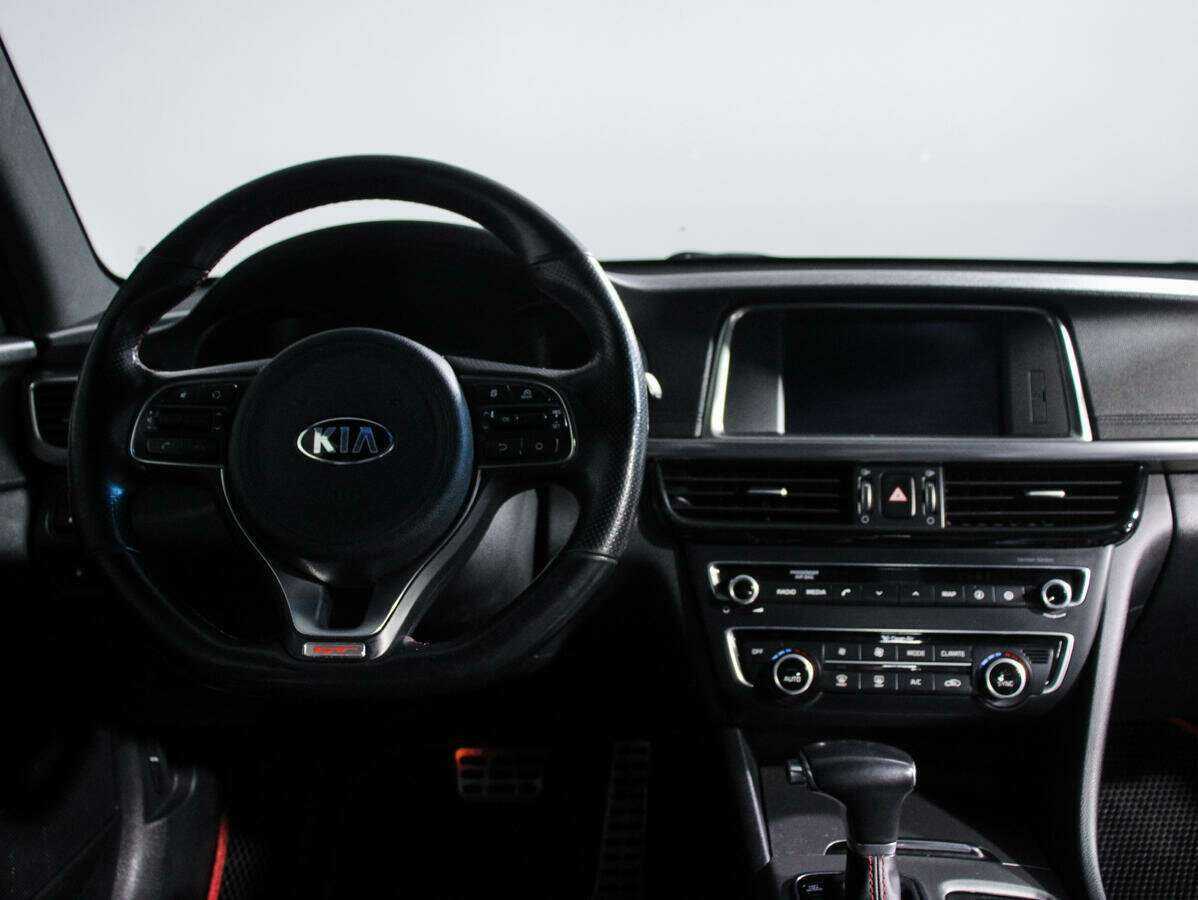 Б/У Киа Оптима 2016 года. Фото: #7