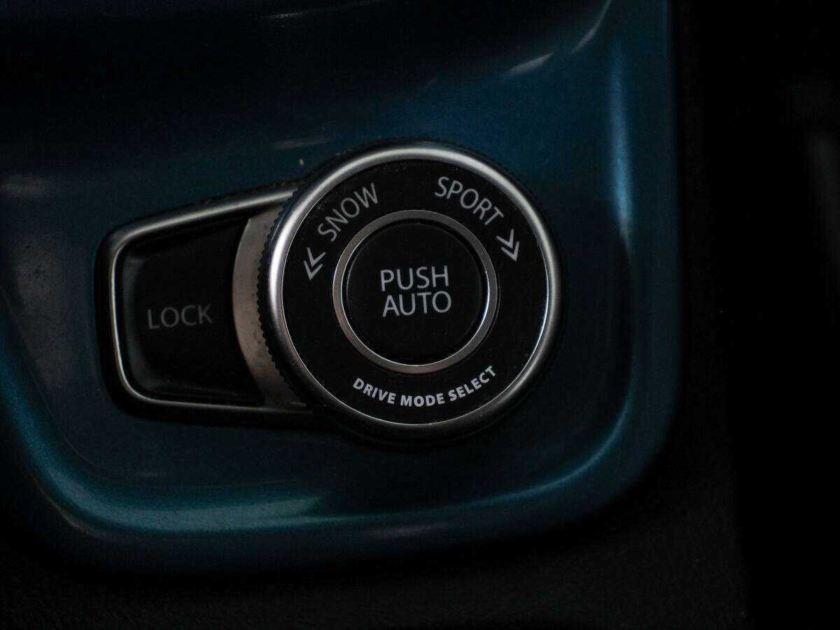 Б/У Сузуки Витара 2016 года. Фото: #18