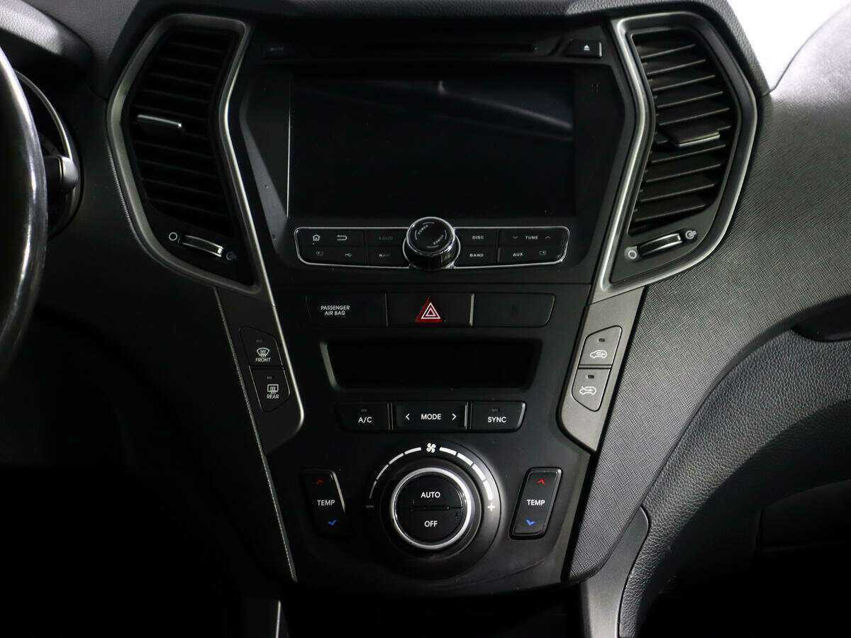 Б/У Хендай Санта Фе 2017 года. Фото: #9