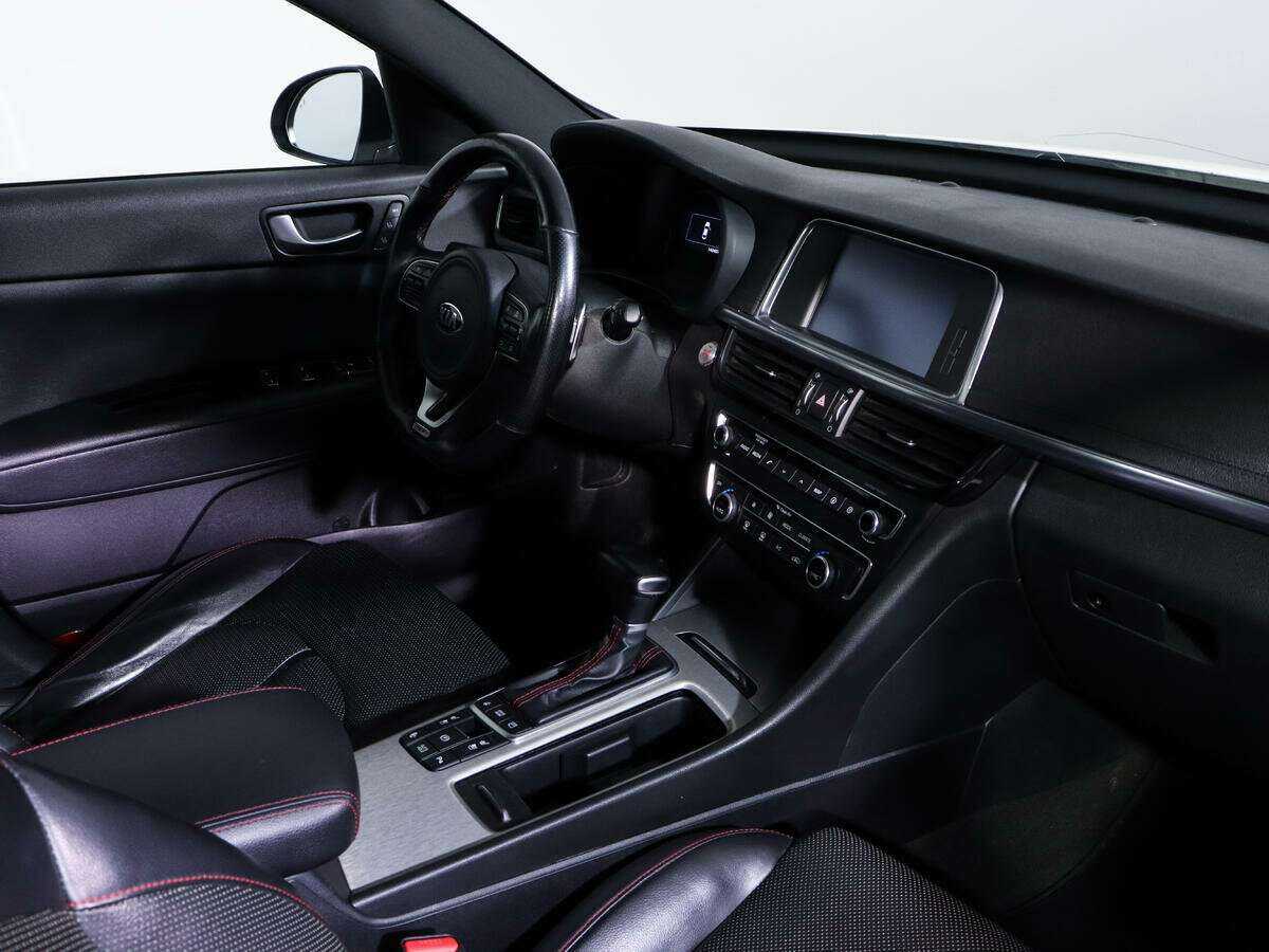 Б/У Киа Оптима 2016 года. Фото: #5