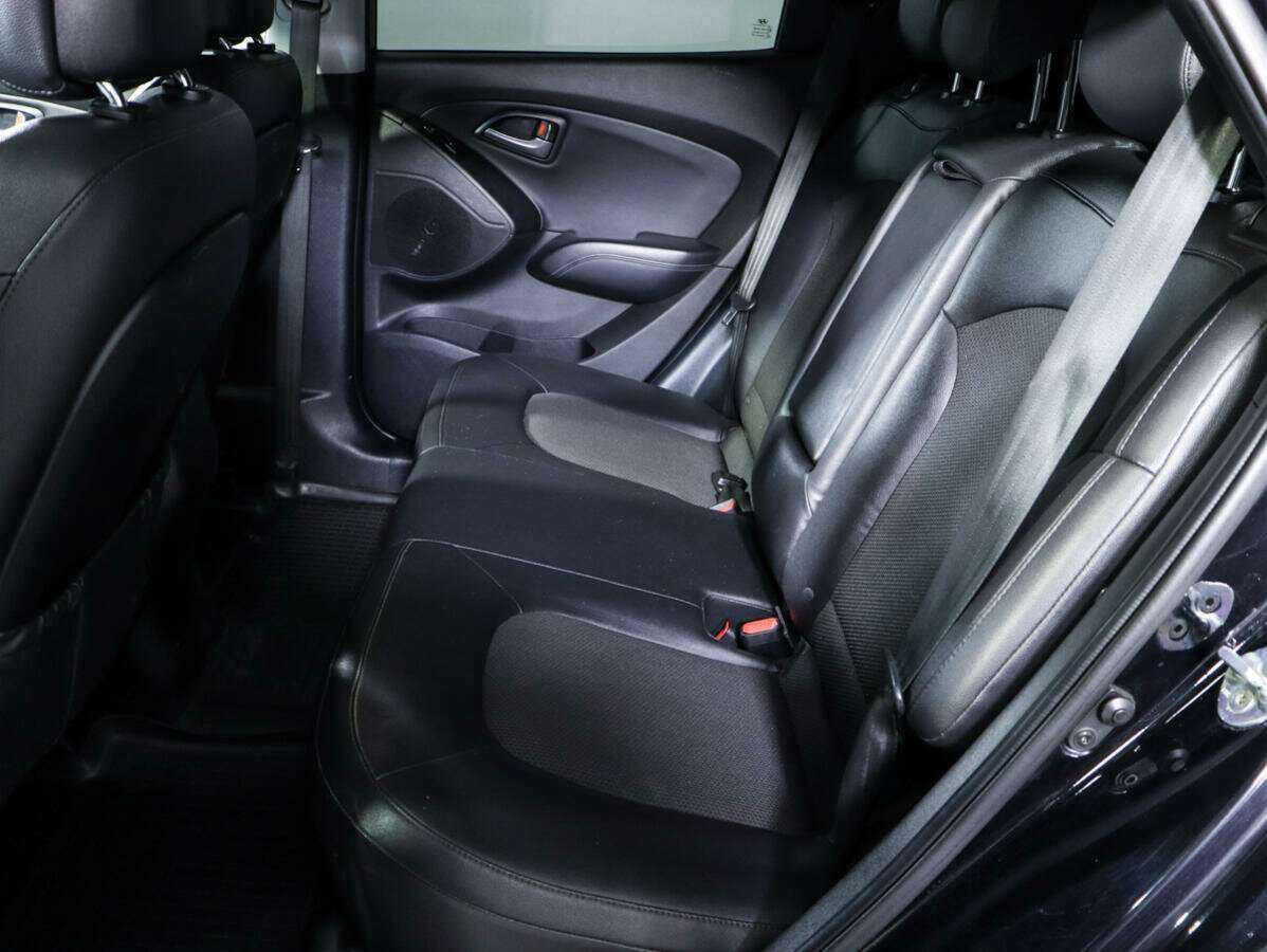 Б/У Хендай ай-икс35 2014 года. Фото: #9