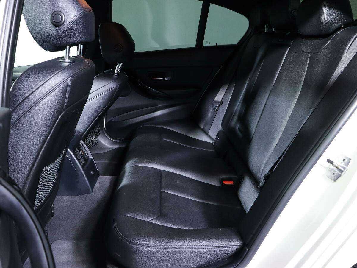 Б/У БМВ 3 серии 2014 года. Фото: #7